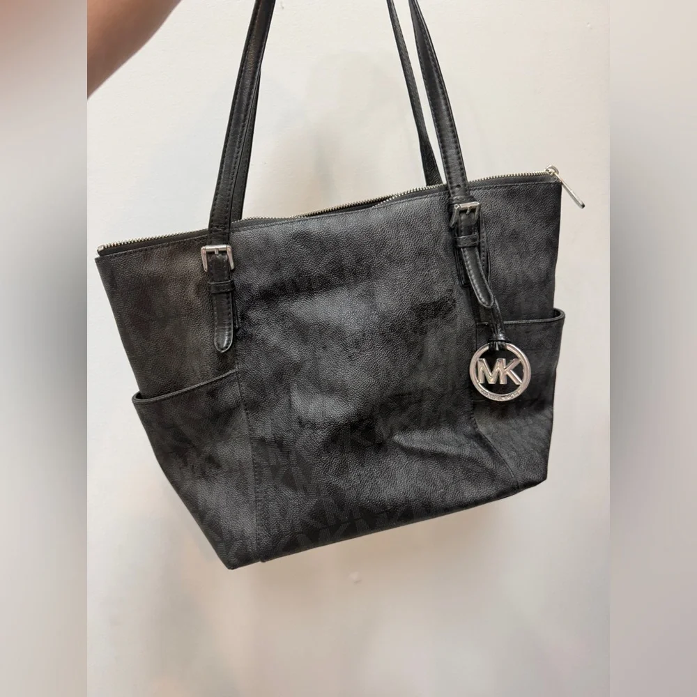 Michael Kors Black Signature Logo Zip Top Tote Shoulder Bag